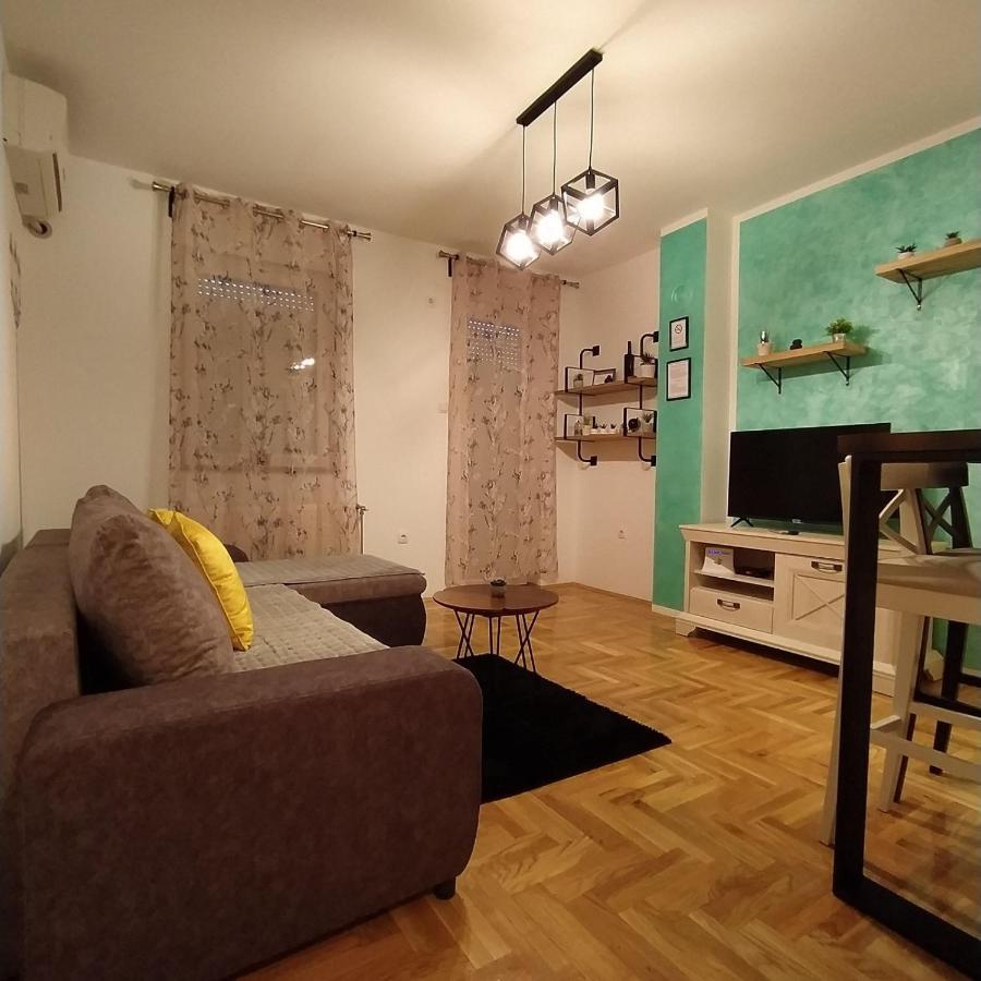 Daniris Apartman Novi Sad Luaran gambar